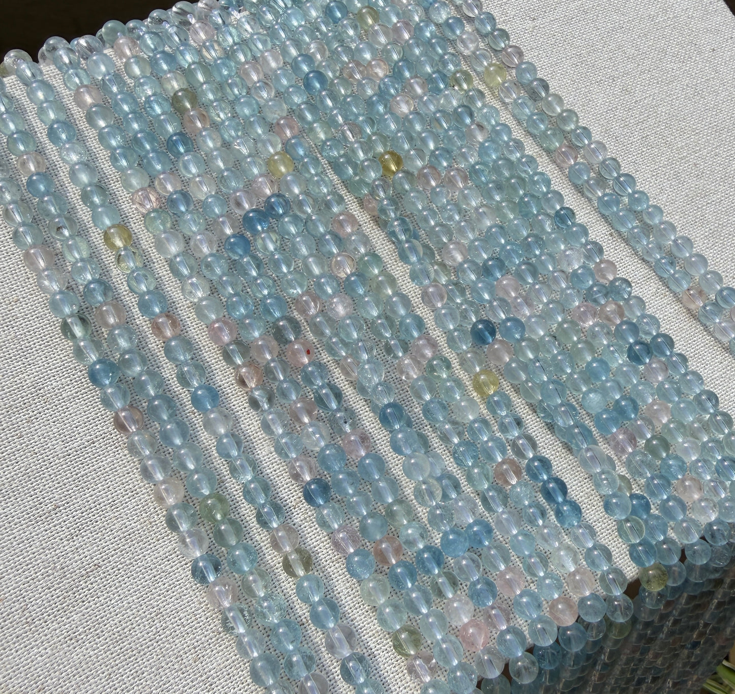Beryl multi AA beads 4mm smooth