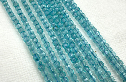 Blue Topaz cube 4mm faceted
