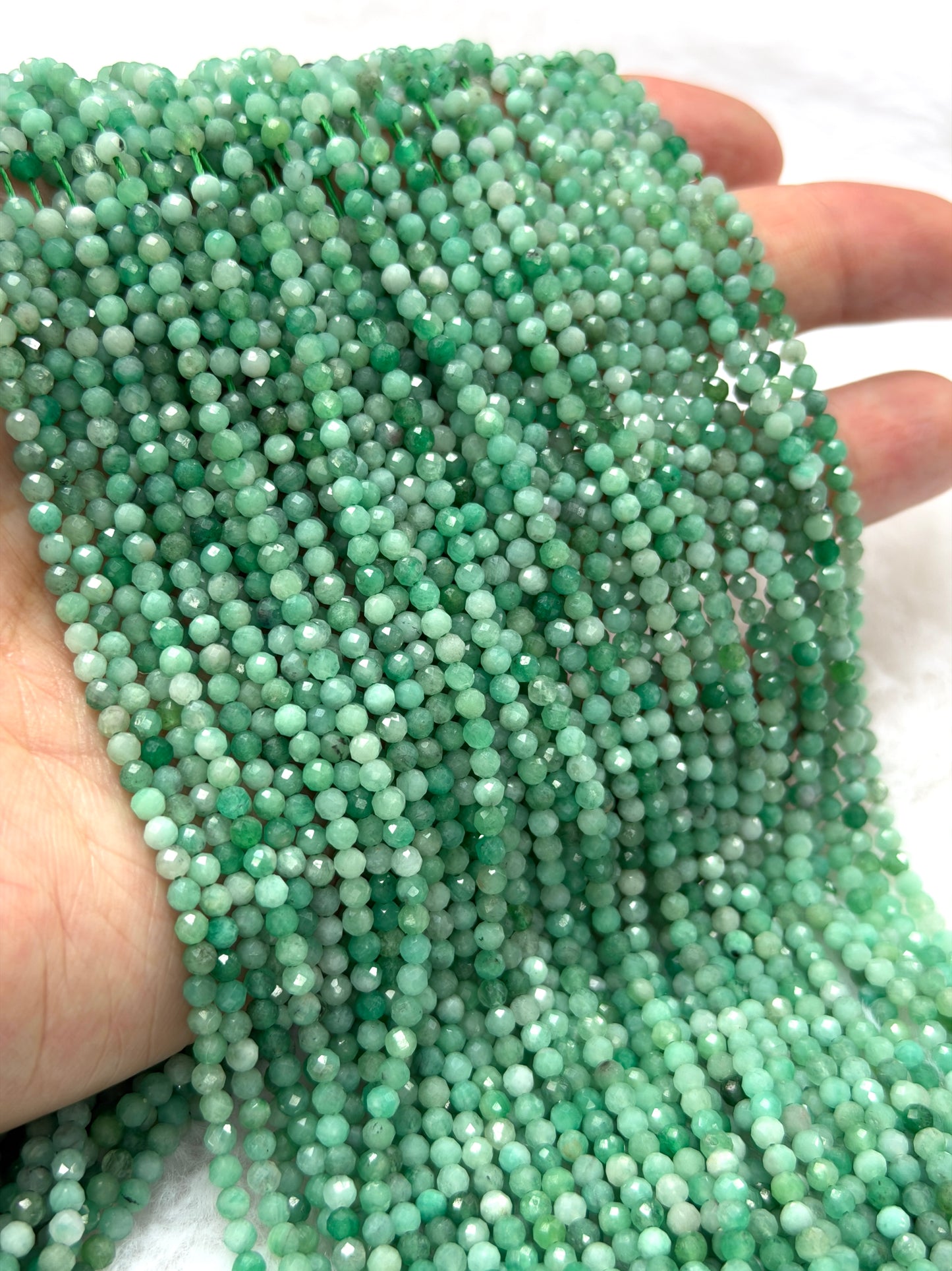 Emerald Beads 3mm faceted