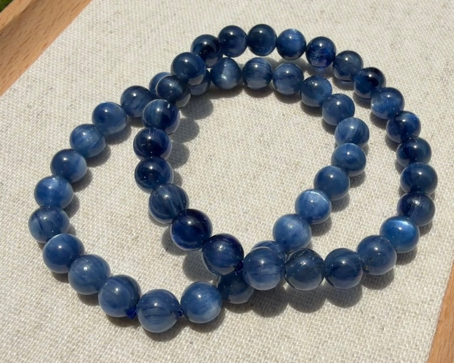 Kyanite bracelet 7mm plain